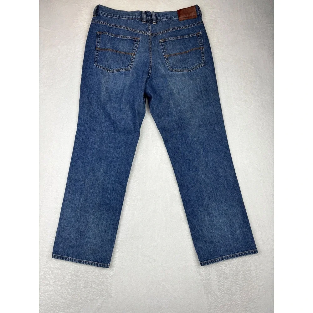 Tommy Bahama Classic Fit Mens 38x22 Jeans Blue Denim Straight Leg Medium Wash